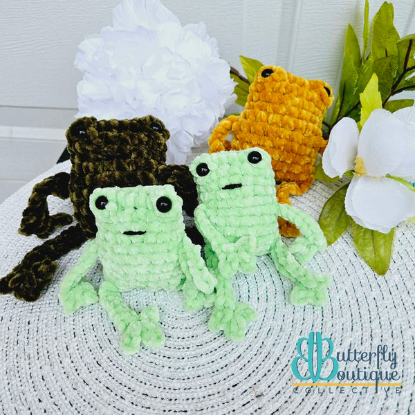 Leggy Frogs,Yarn Projects,Carrie's Butterfly Boutique
